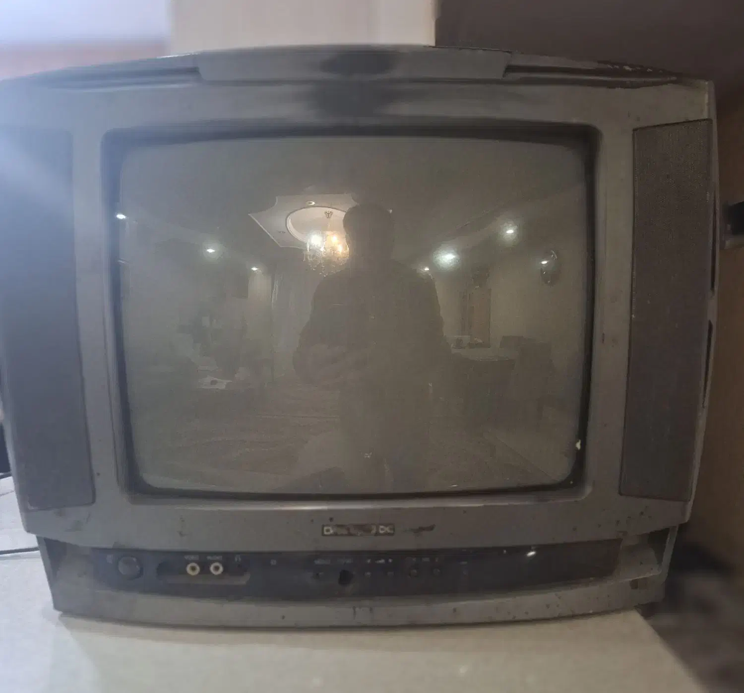 تلوزیون آنتیک قدیمی|تلویزیون و پروژکتور|شیراز, شهرک سراج|دیوار