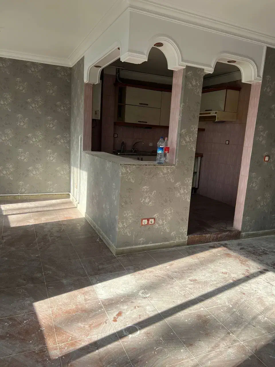 آپارتمان۹۰متری تک واحدی اکازیون سندتکبرگ|فروش آپارتمان|گرمدره, |دیوار