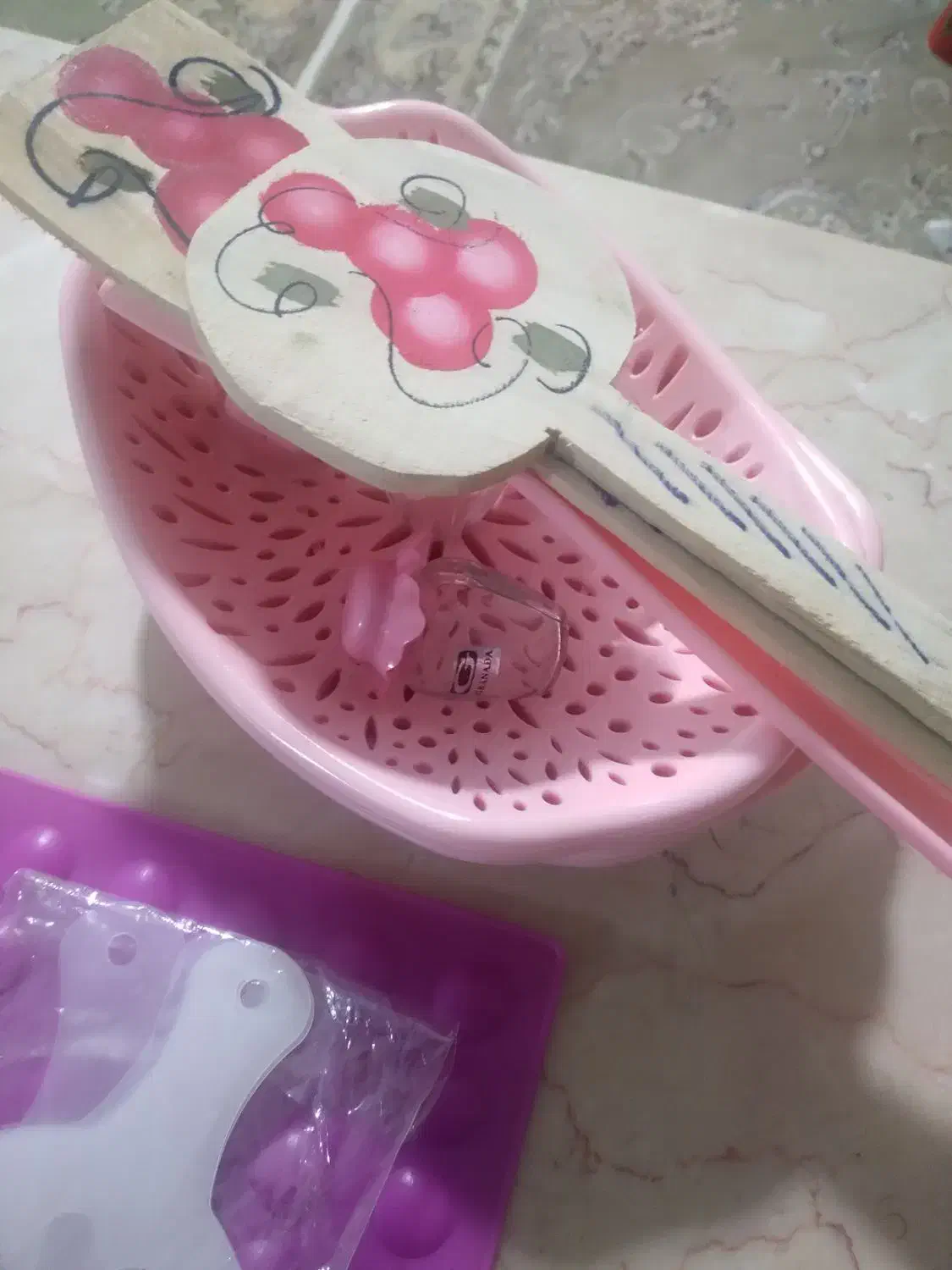 تازه|ظروف نگهدارنده، پلاستیکی، یک‌بارمصرف|سنندج, |دیوار