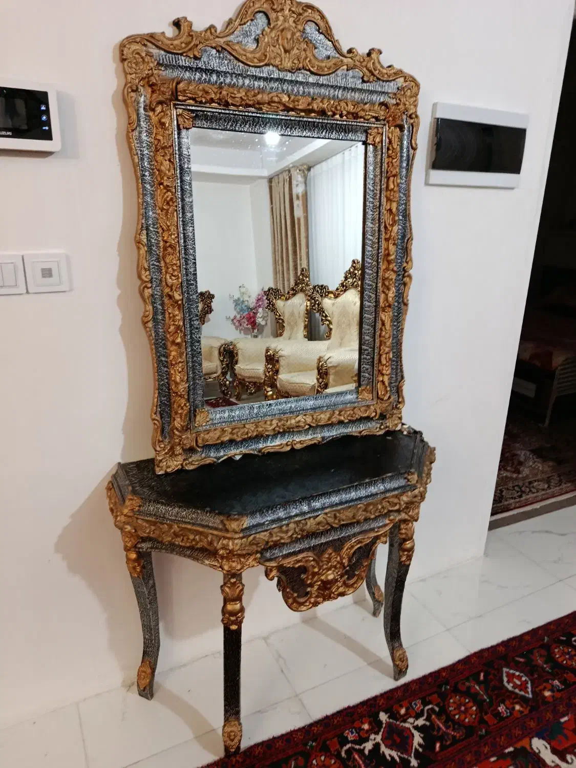 آینه و میز|بوفه، ویترین، کنسول|تبریز, |دیوار