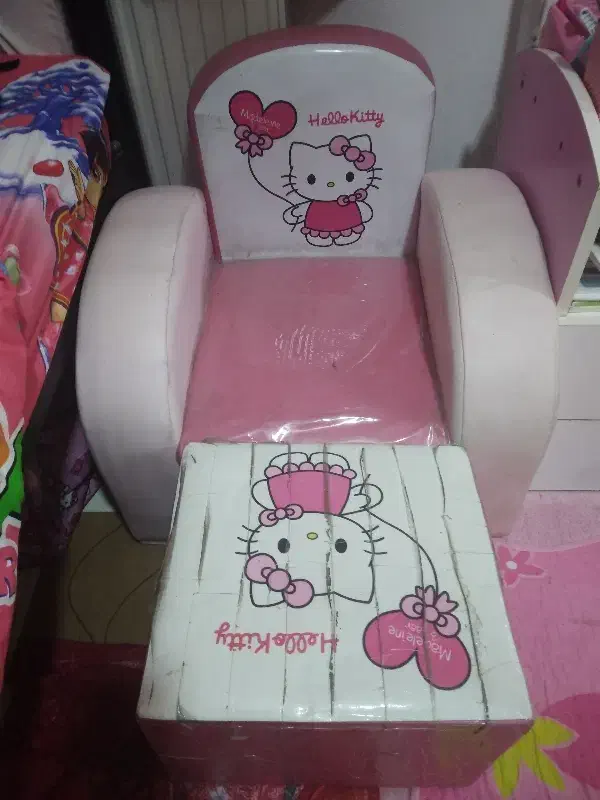 مبل ومیزبچگانه|مبلمان خانگی و میز عسلی|فولادشهر, مسکن مهر فولادشهر|دیوار