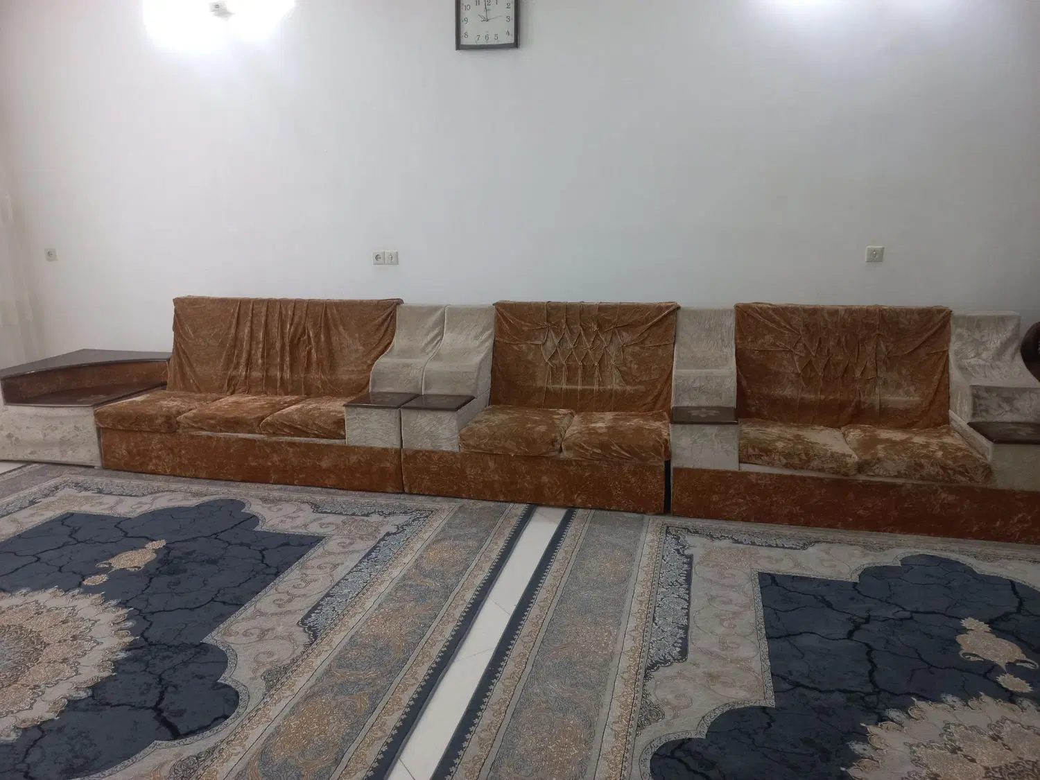 مبل|مبلمان خانگی و میز عسلی|کاشمر, |دیوار