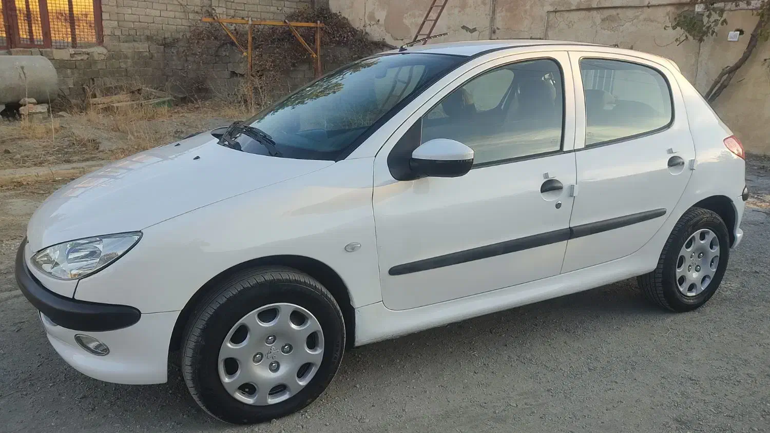 206تیپ 5|خودرو سواری و وانت|سردشت, |دیوار