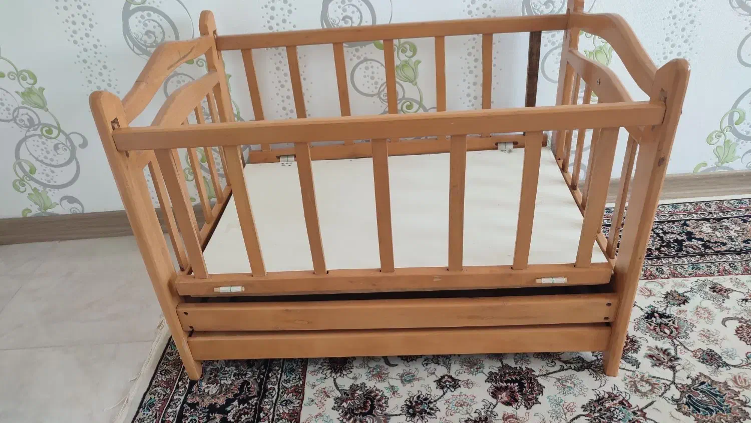 گهواره متحرک|اسباب و اثاث بچه|سنندج, |دیوار