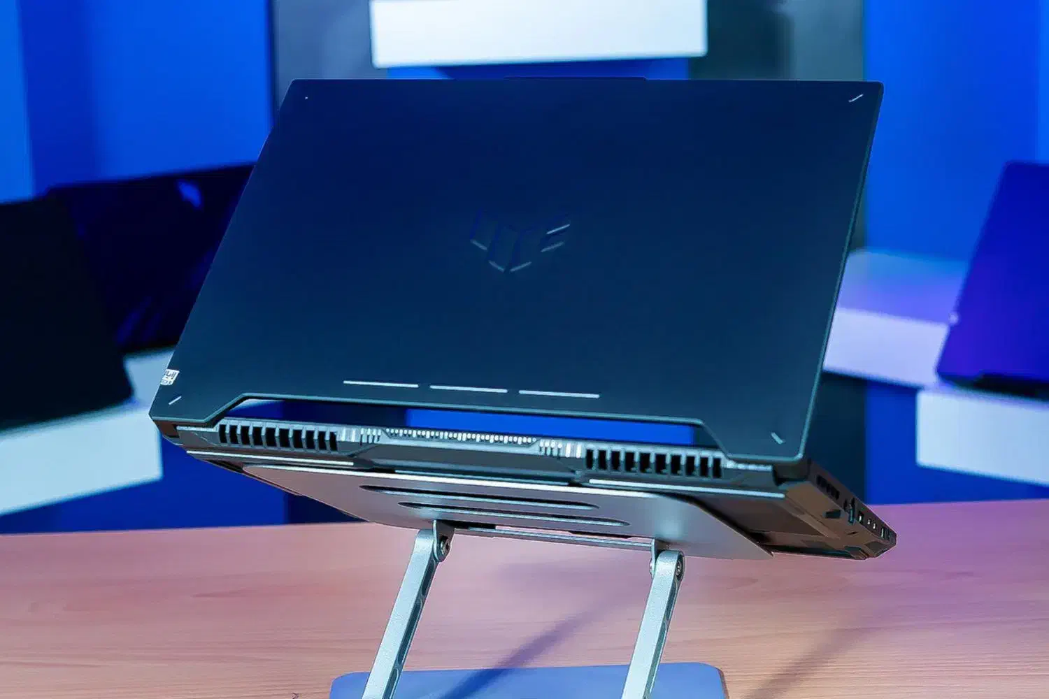 لپ تاپ ASUS TUF FX507 با i7-13620H و 8GB RTX4070|رایانه همراه|یزد, |دیوار