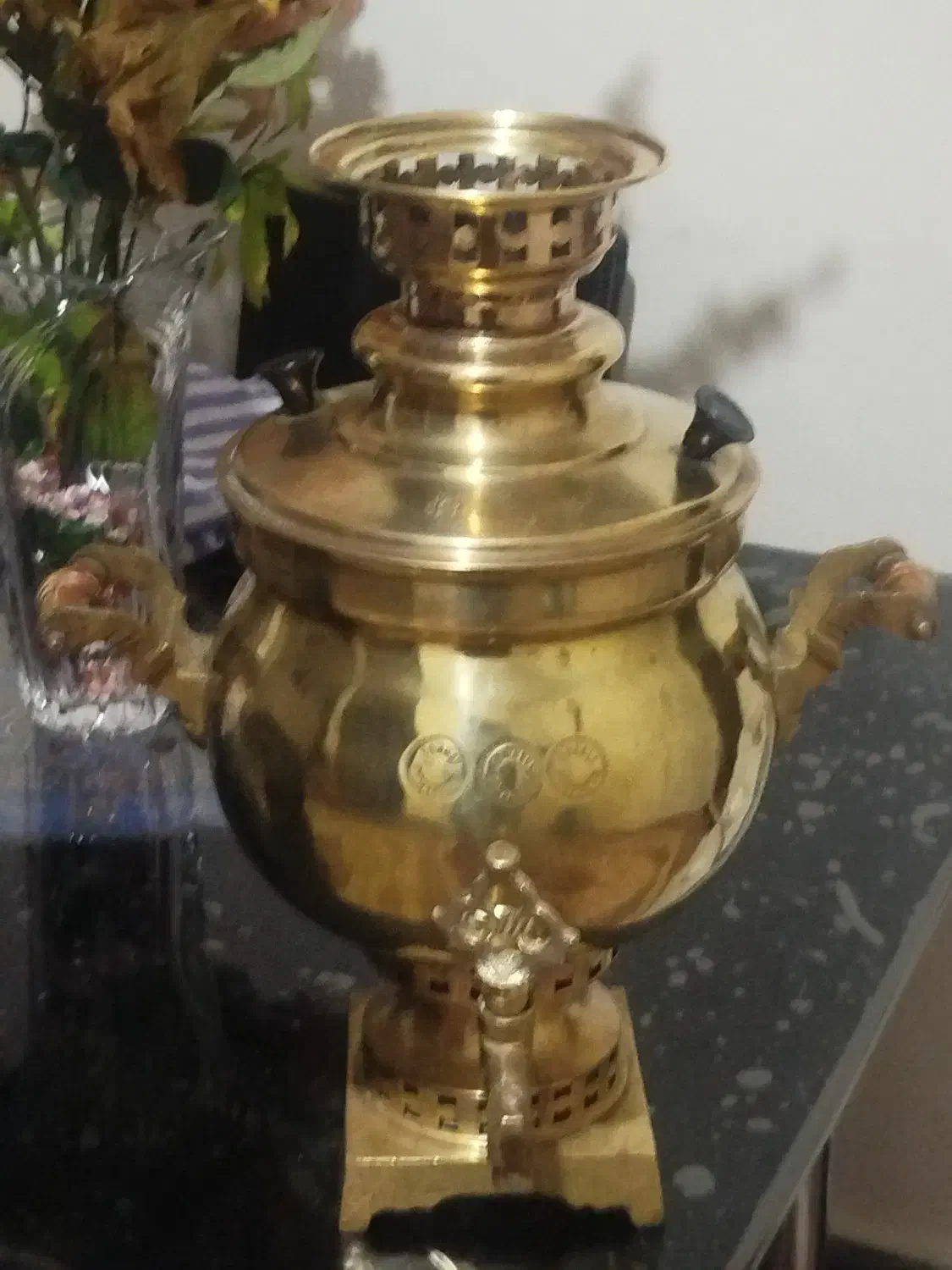 سماور برنز قدیمی|قوری، کتری، قهوه‌ساز دستی|تبریز, |دیوار