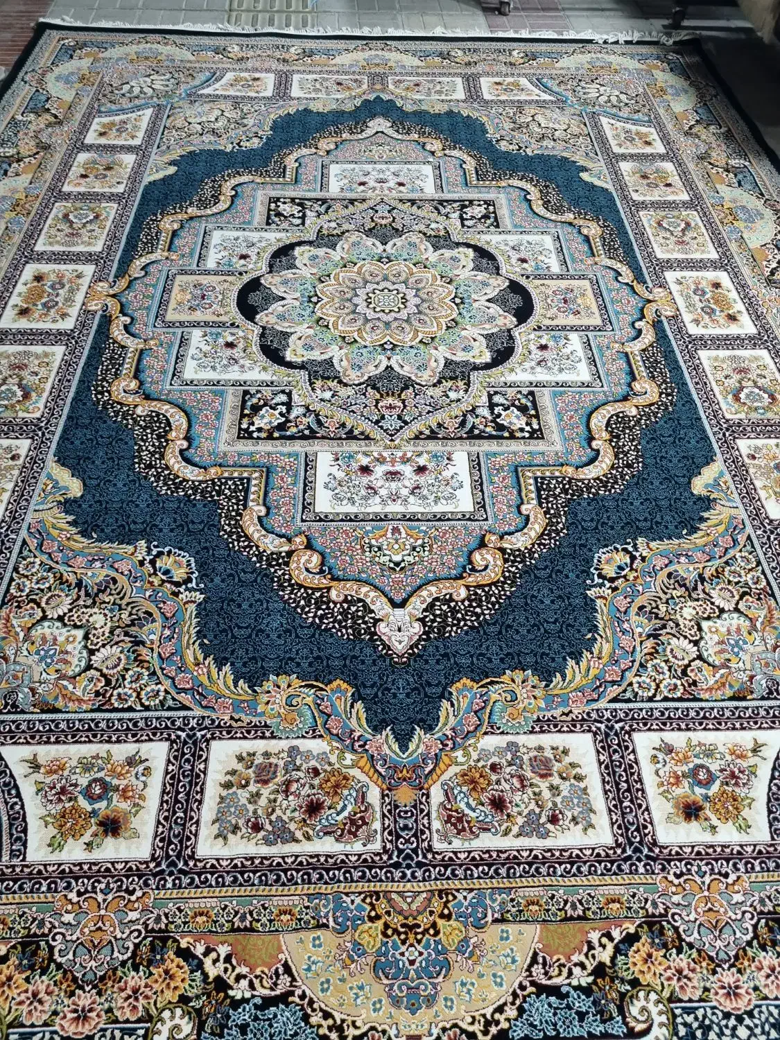 ۴تخته فرش ۱۲متری۷۰۰شانه تراکم ۲۵۵۰تمام نخ درحدنو|فرش|اصفهان, مارچین|دیوار