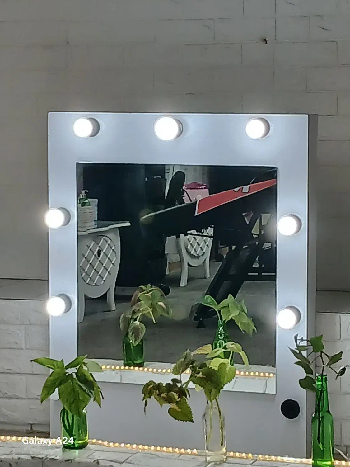 آینه آرایش|آینه|دورود, |دیوار