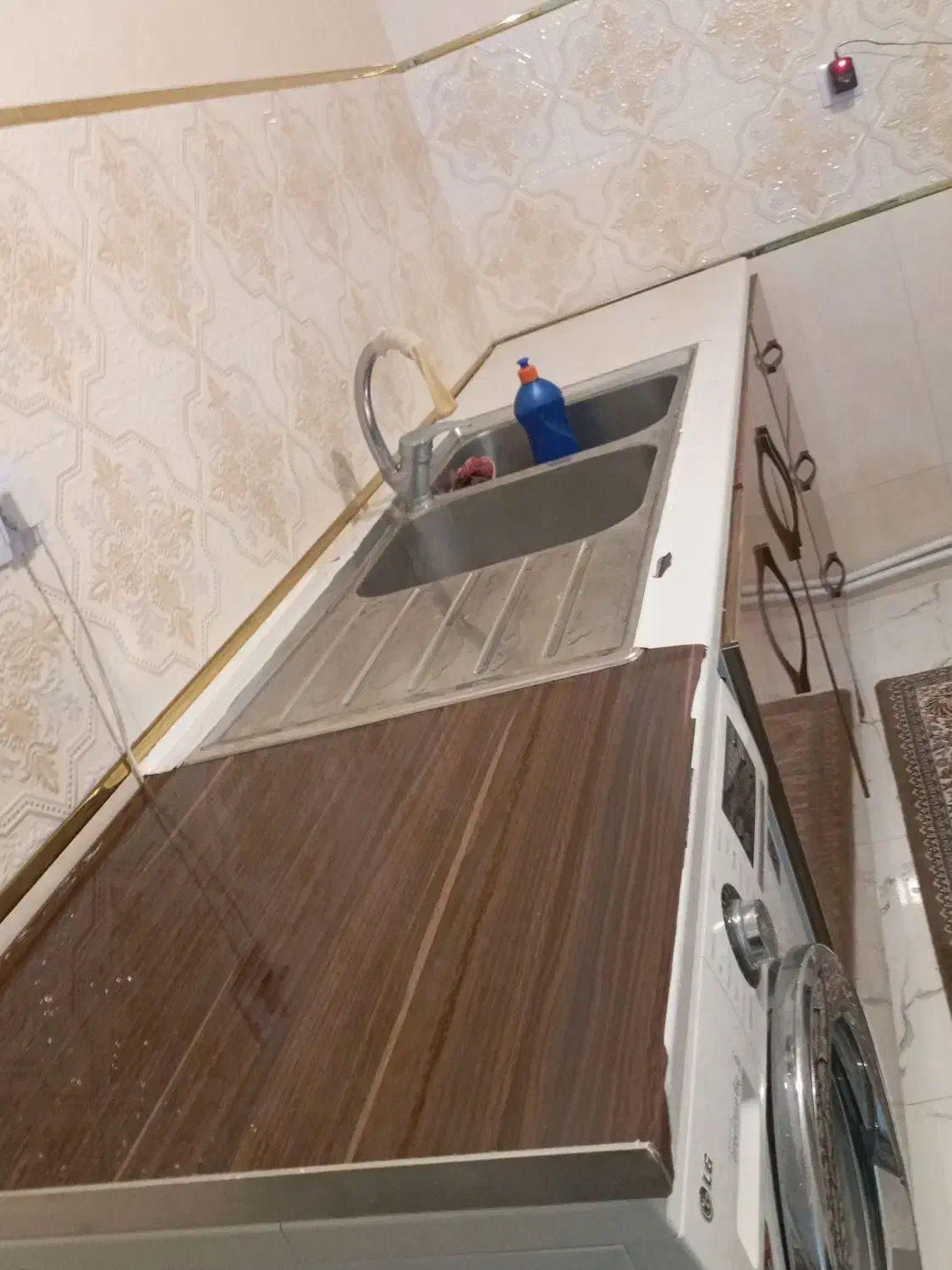 ابچکان ونیم دهنده‌ی ظروف|آب‌چکان و نظم‌دهنده ظروف|خلخال, |دیوار