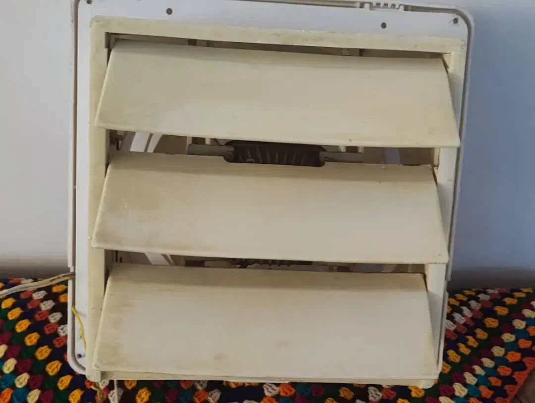 هواکش|پنکه و تصفیه‌کنندهٔ هوا|بروجن, |دیوار