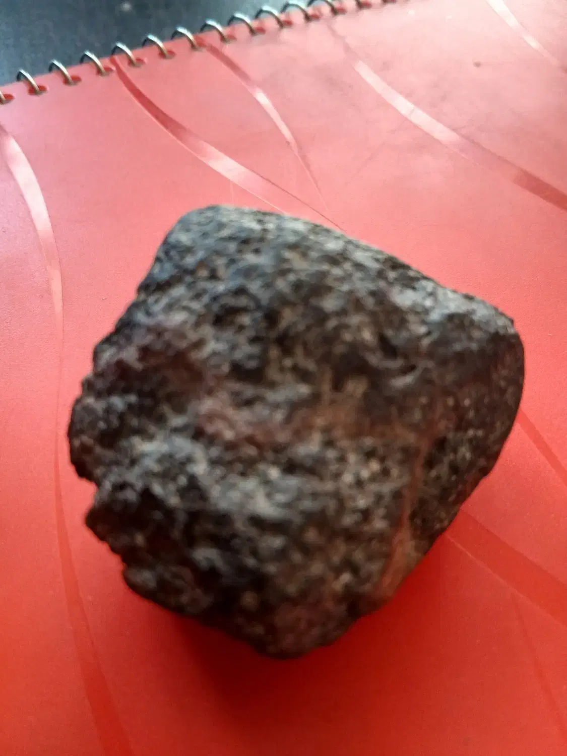 سنگ با جذب اهن ربا|کلکسیون اشیاء عتیقه|مرودشت, دولت آباد|دیوار