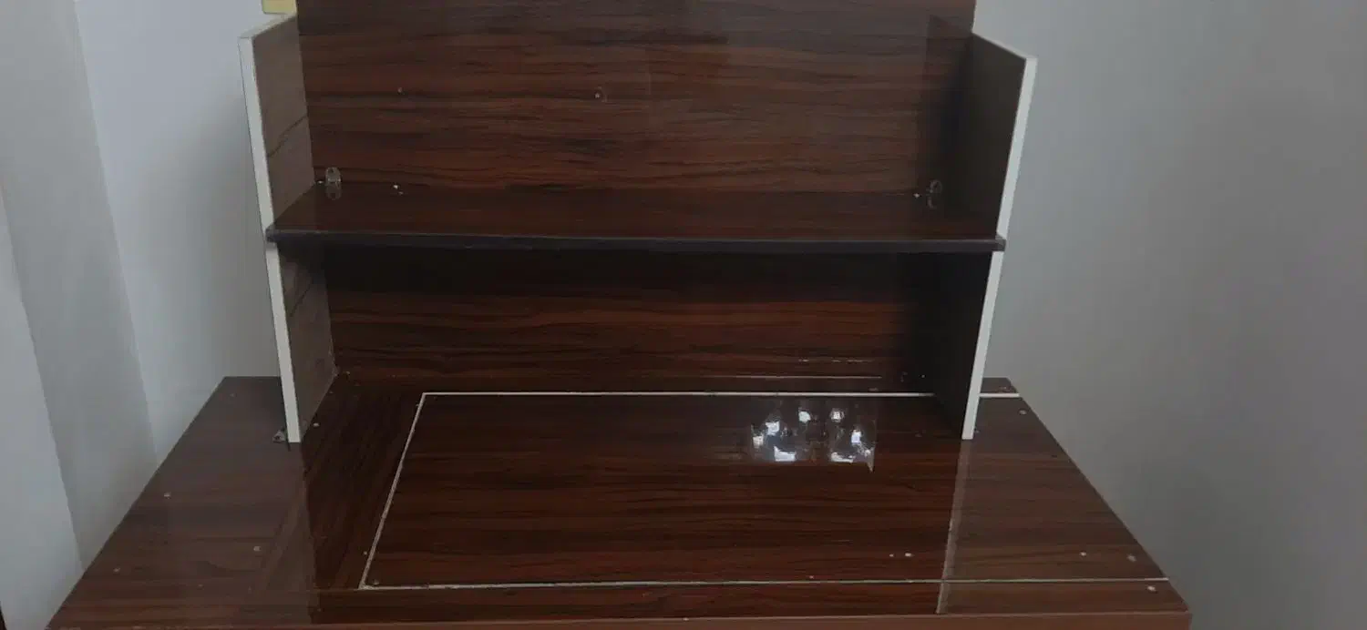 میزمطالعه واداری فروش فوری به اولین نفرتخفیف ویژه|مبلمان اداری|کرمانشاه, |دیوار