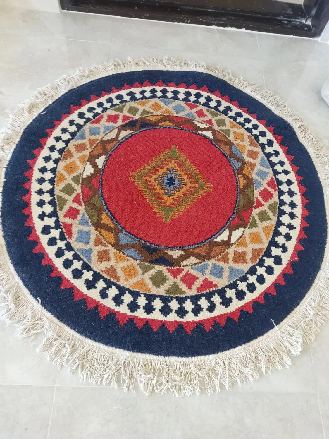 فرش گرد و تابلو آیت الکرسی|فرش|ارومیه, |دیوار