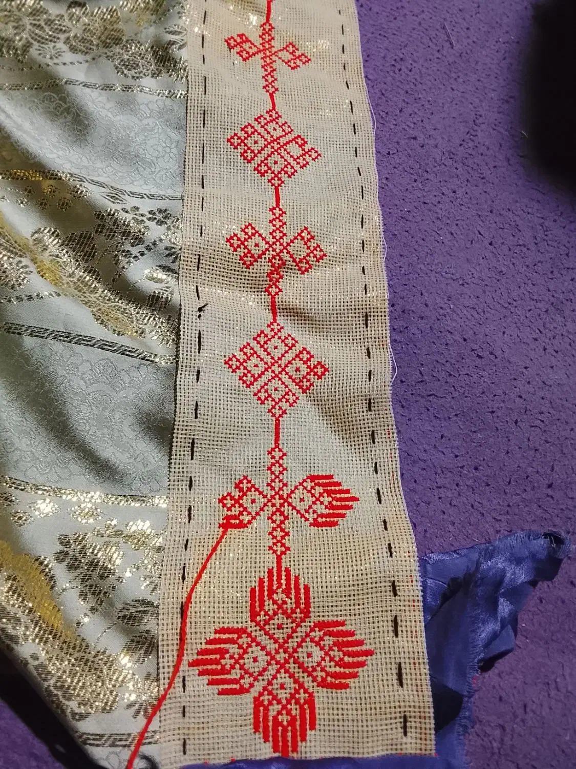 سوزن دوزی|لباس|سراوان, |دیوار