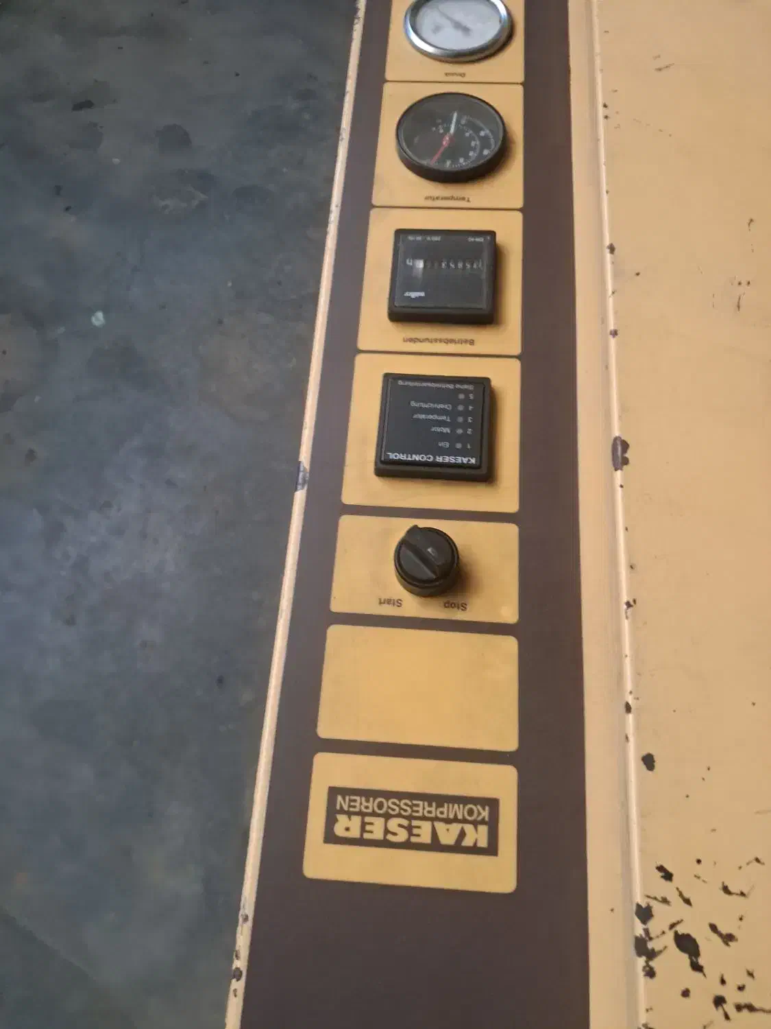دستگاه کمپرسور باد اسکرو کایزر المان 15 kw  در حد|ماشین‌آلات صنعتی|اراک, |دیوار