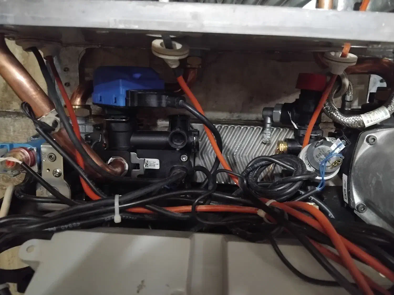 تعمیرات و نصب و سرویس پکیج دیواری|خدمات پیشه و مهارت|تهران, ستارخان|دیوار