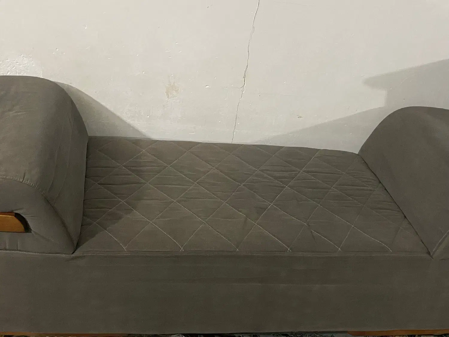 مبل 7نفره|مبلمان خانگی و میز عسلی|قم, وادی السلام|دیوار