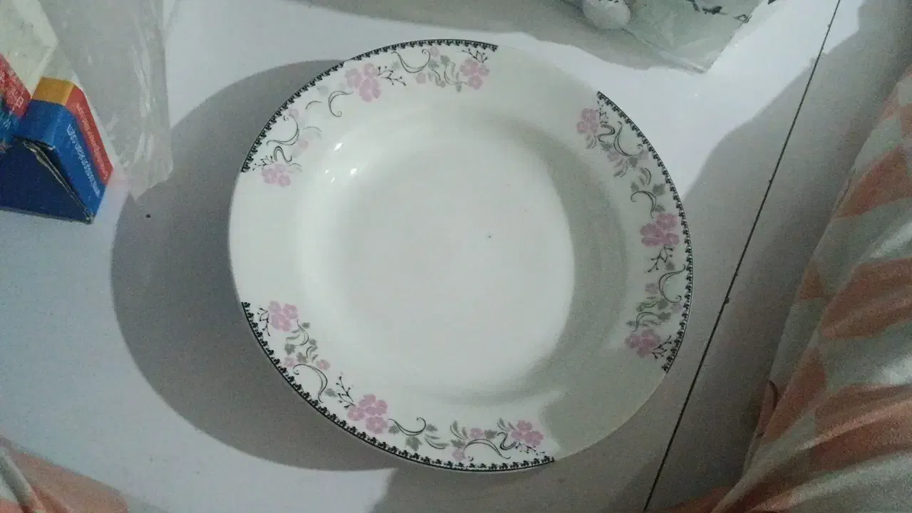 سرویس چینی 6نفره|ظروف سرو و پذیرایی|مشهد, رباط طرق|دیوار