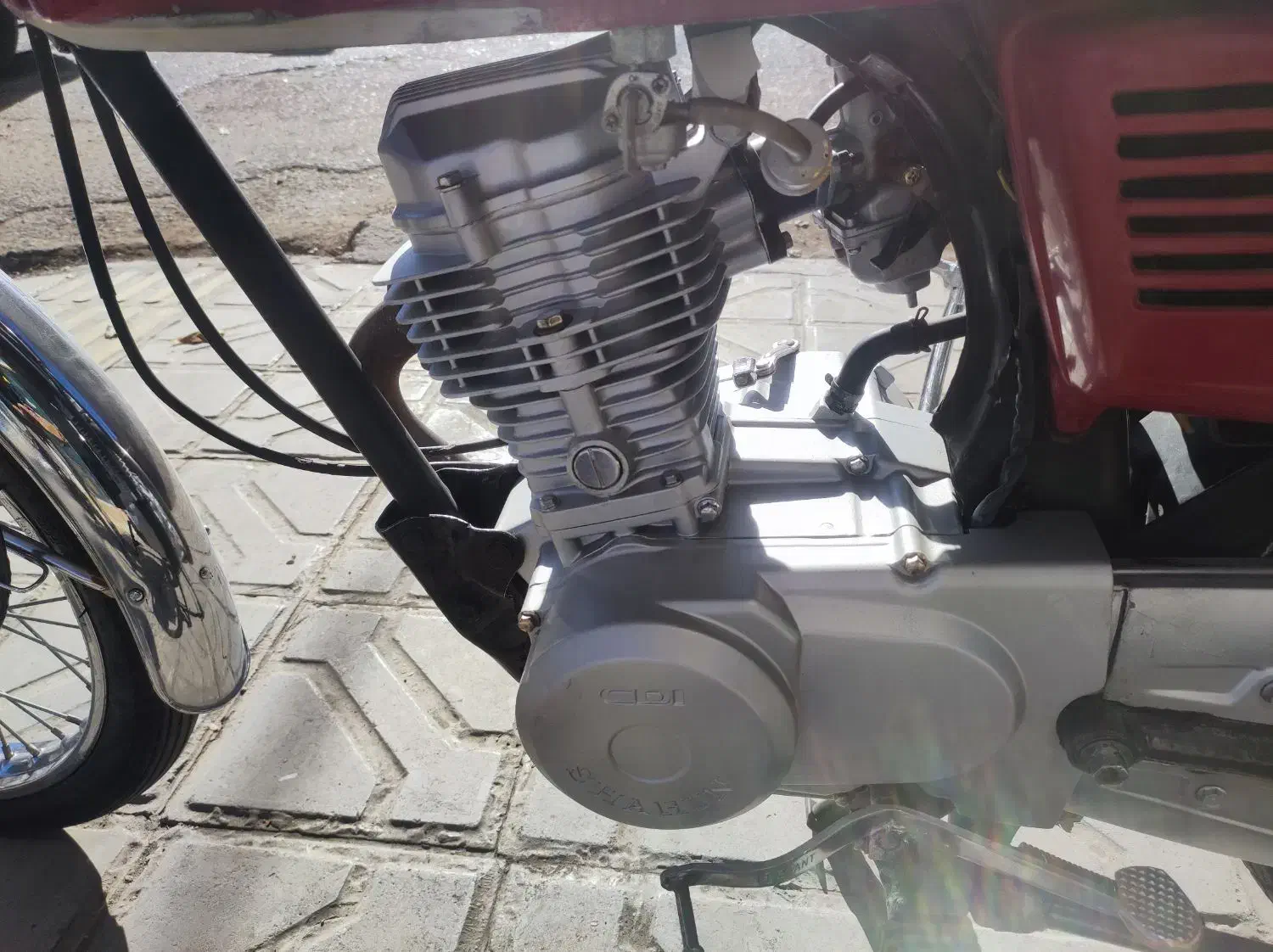 هندا 83عروسک|موتورسیکلت|گناباد, |دیوار