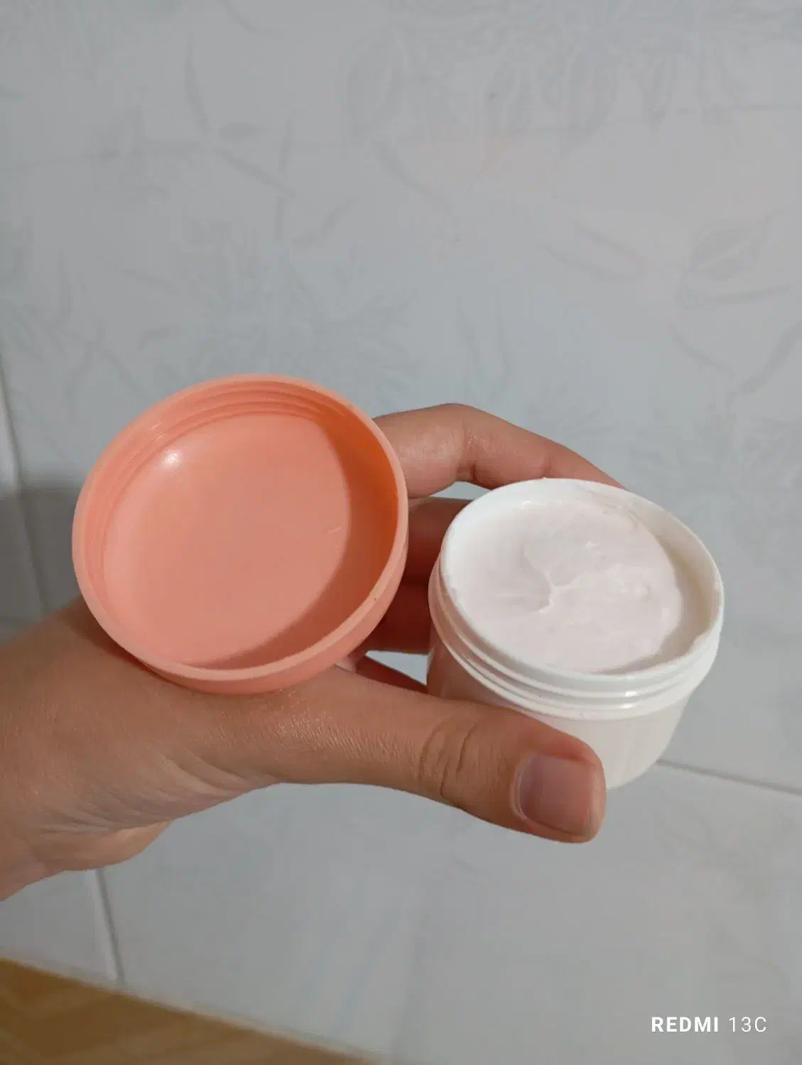 کرم گیاهی ضد لک و روشن کننده اسطوخودوس|آرایشی، بهداشتی، درمانی|شیراز, شهرک سعدی|دیوار