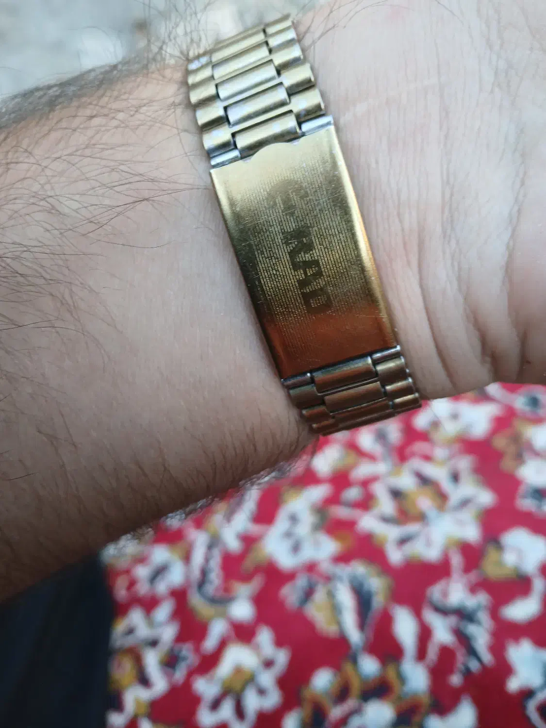 ساعت رادو سوئسی|ساعت|شوشتر, |دیوار