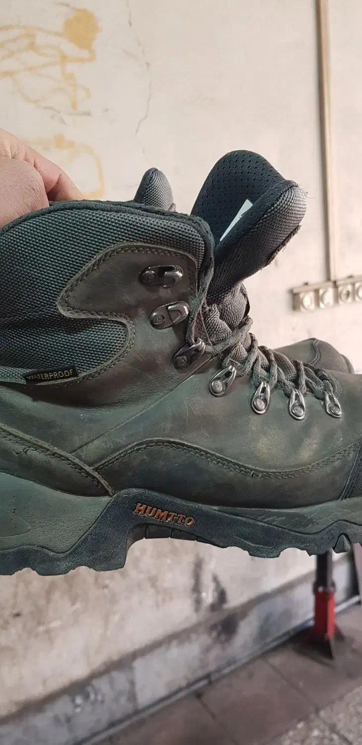 پوتین کوهنوردی|کوهنوردی و کمپینگ|خسروشاه, |دیوار