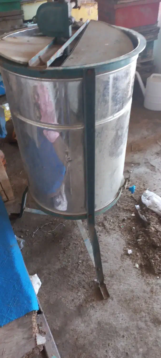 استراکتور ۴ قاب تمام استیل. عسل گیر|ابزارآلات|نمین, |دیوار