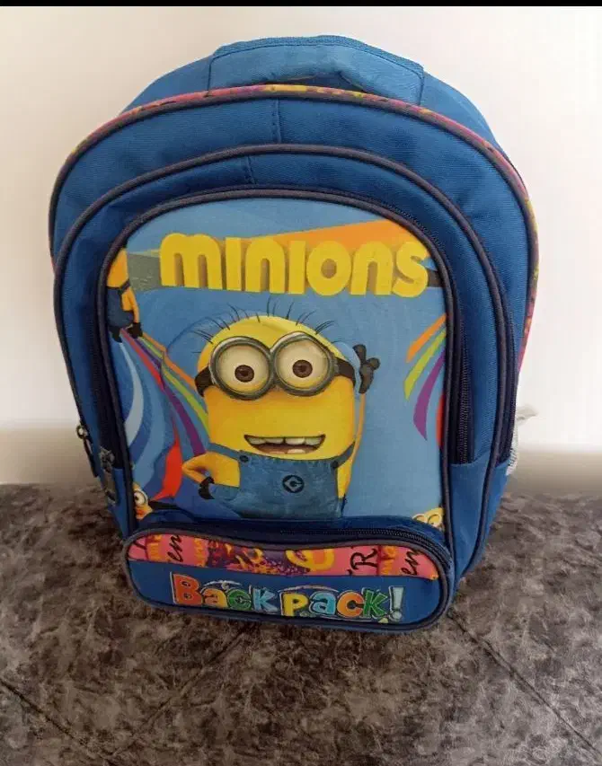 کوله مدرسه|کیف، کفش، کمربند|شهریار, شهریار|دیوار