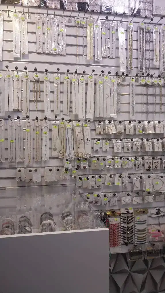 بدلیجات ساعت عینک اکسسوری جواهرات زیورآلات مانکن|فروشگاه و مغازه|کرج, عظیمیه|دیوار