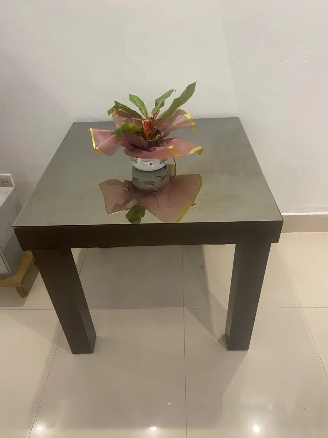 میز ناهار خوری ۴ نفره ام دی اف|میز و صندلی غذاخوری|کیش, |دیوار