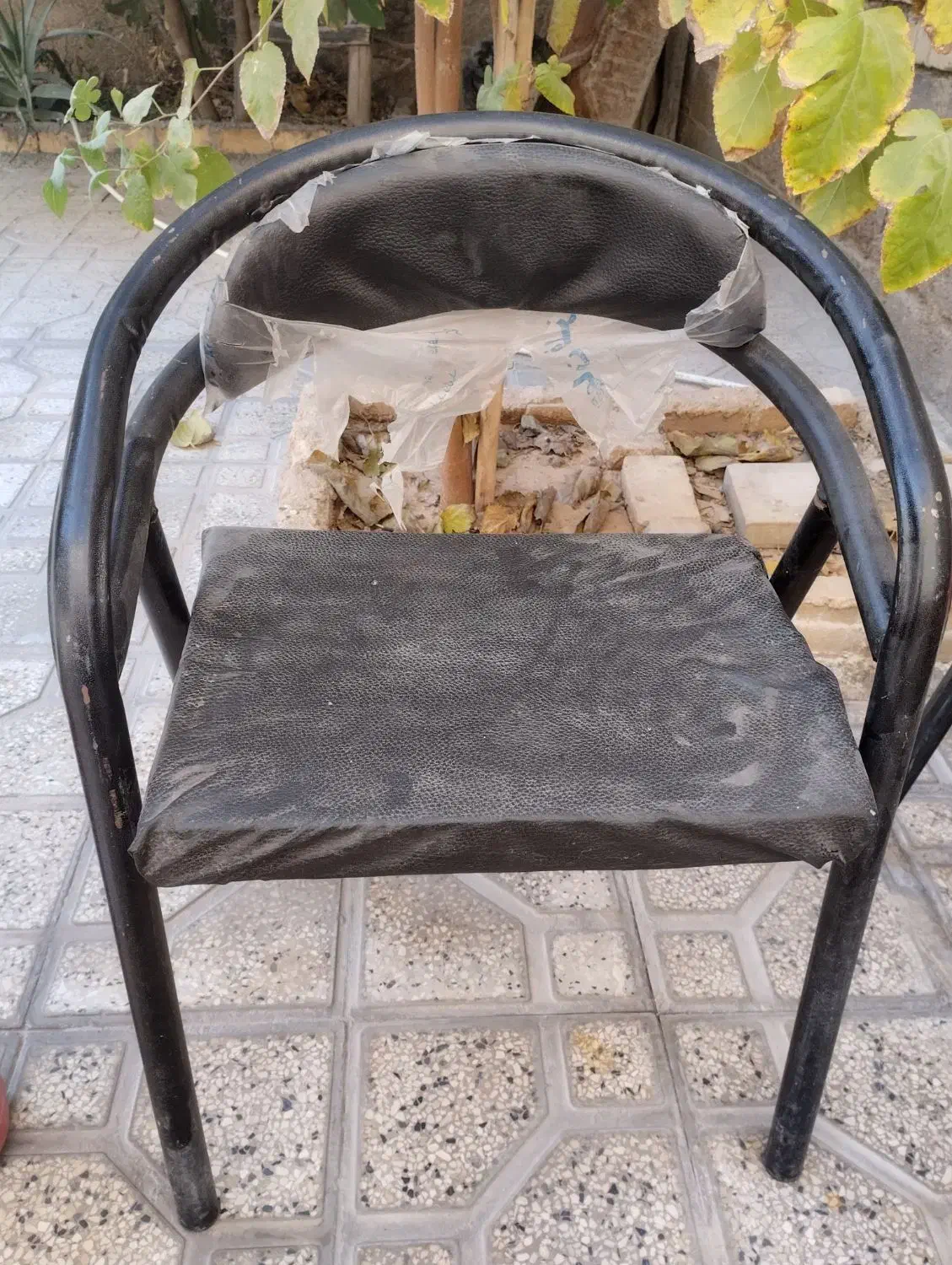 صندلی انتظار|صندلی و نیمکت|شیراز, کفترک|دیوار