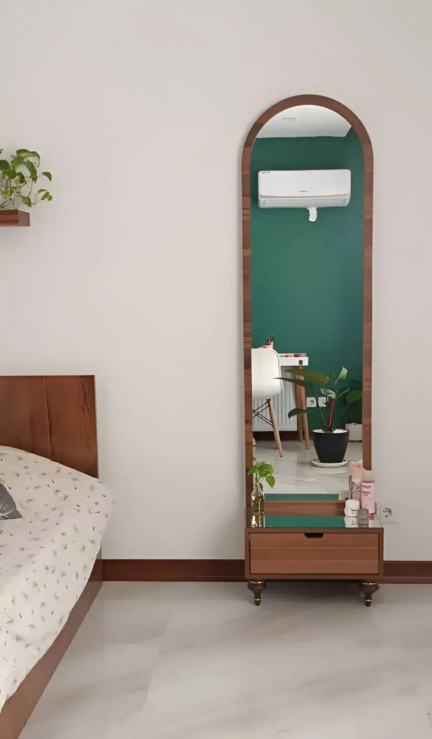 آینه آژیلو|آینه|بوکان, |دیوار