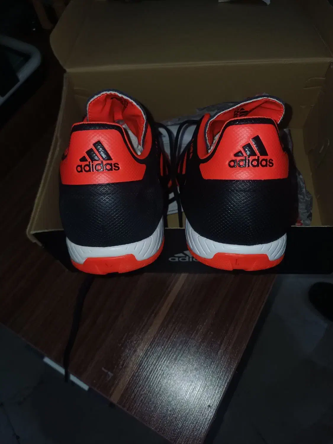 کتانی اورجینال سالنی adidas|کیف، کفش، کمربند|تهران, امانیه|دیوار