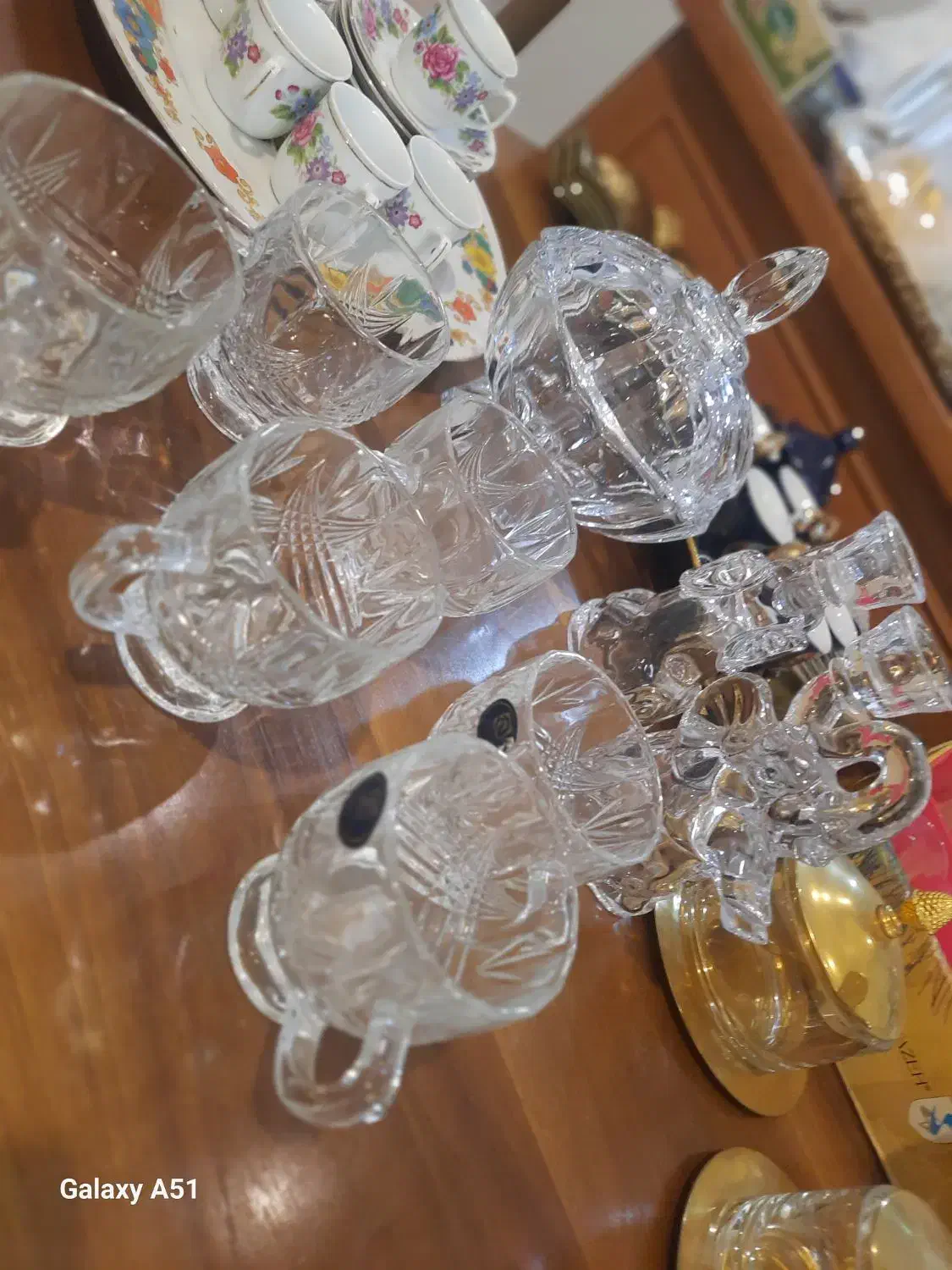 کلکسیون قدیمی|کلکسیون اشیاء عتیقه|رشت, گلزاران|دیوار