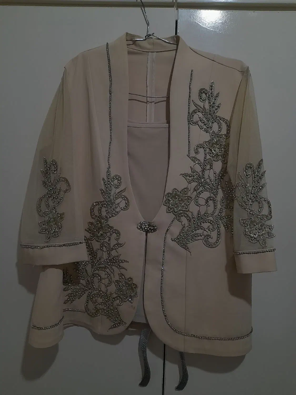 کت و دامن مجلسی|لباس|اردبیل, |دیوار