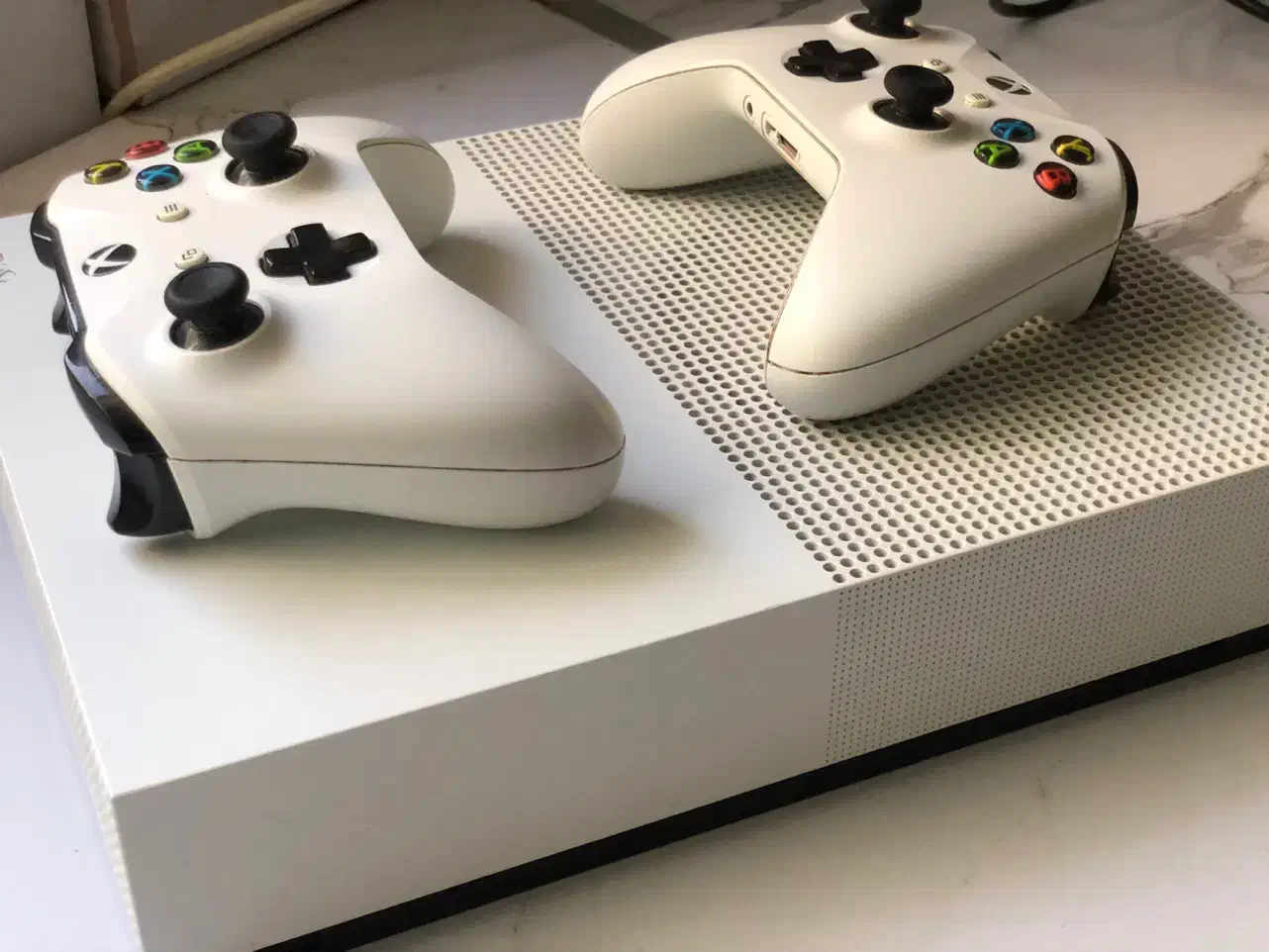 کنسول Xbox One s کارکرده|کنسول، بازی ویدئویی و آنلاین|تهران, نازی‌آباد|دیوار