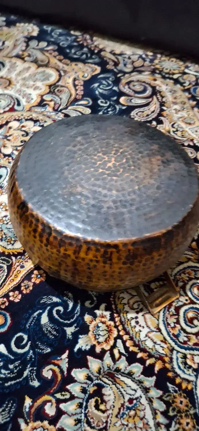 تعدادی مس|ظروف پخت‌وپز|زنجان, |دیوار