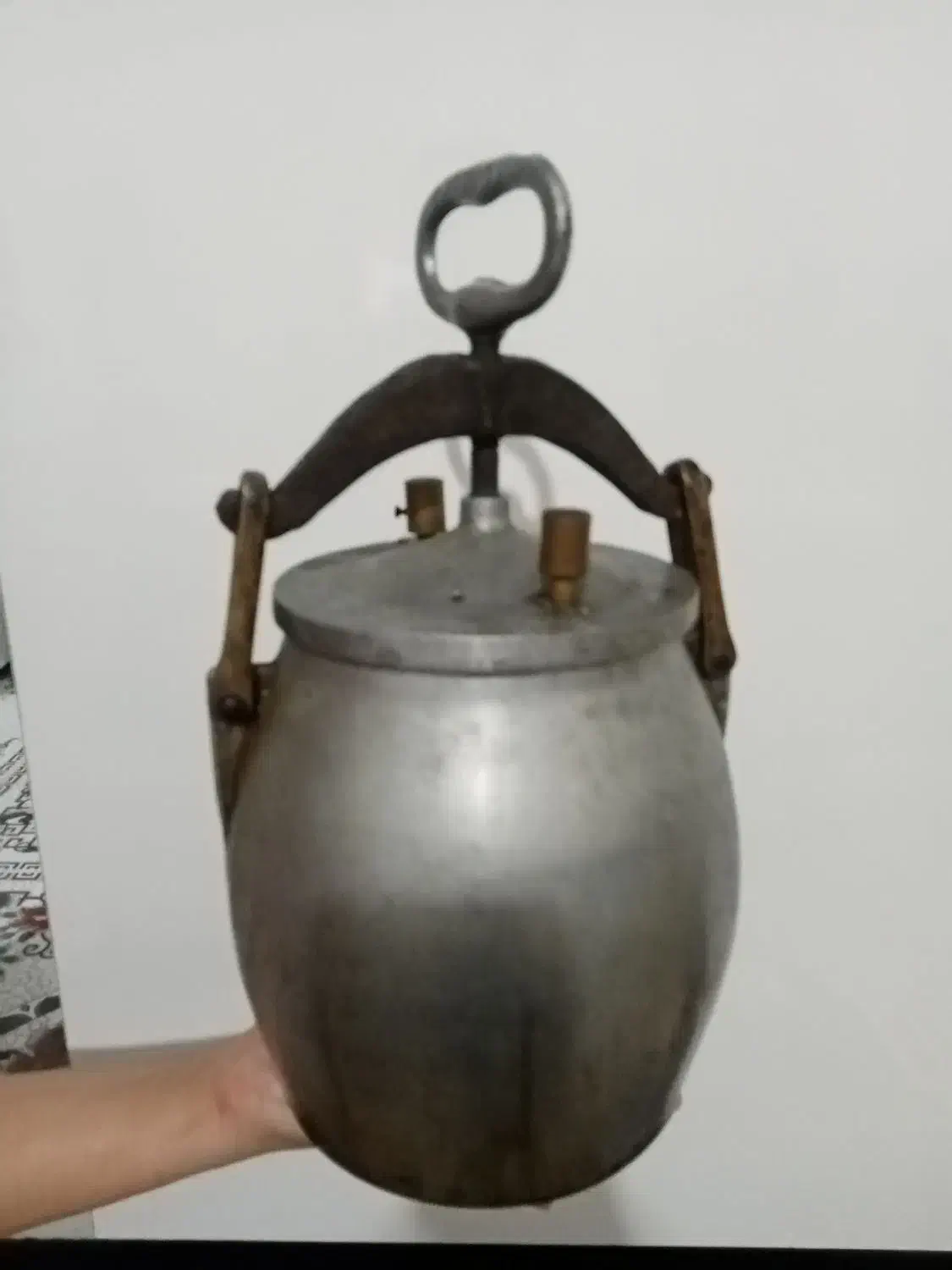 زودپز|ظروف پخت‌وپز|نیشابور, خیام|دیوار