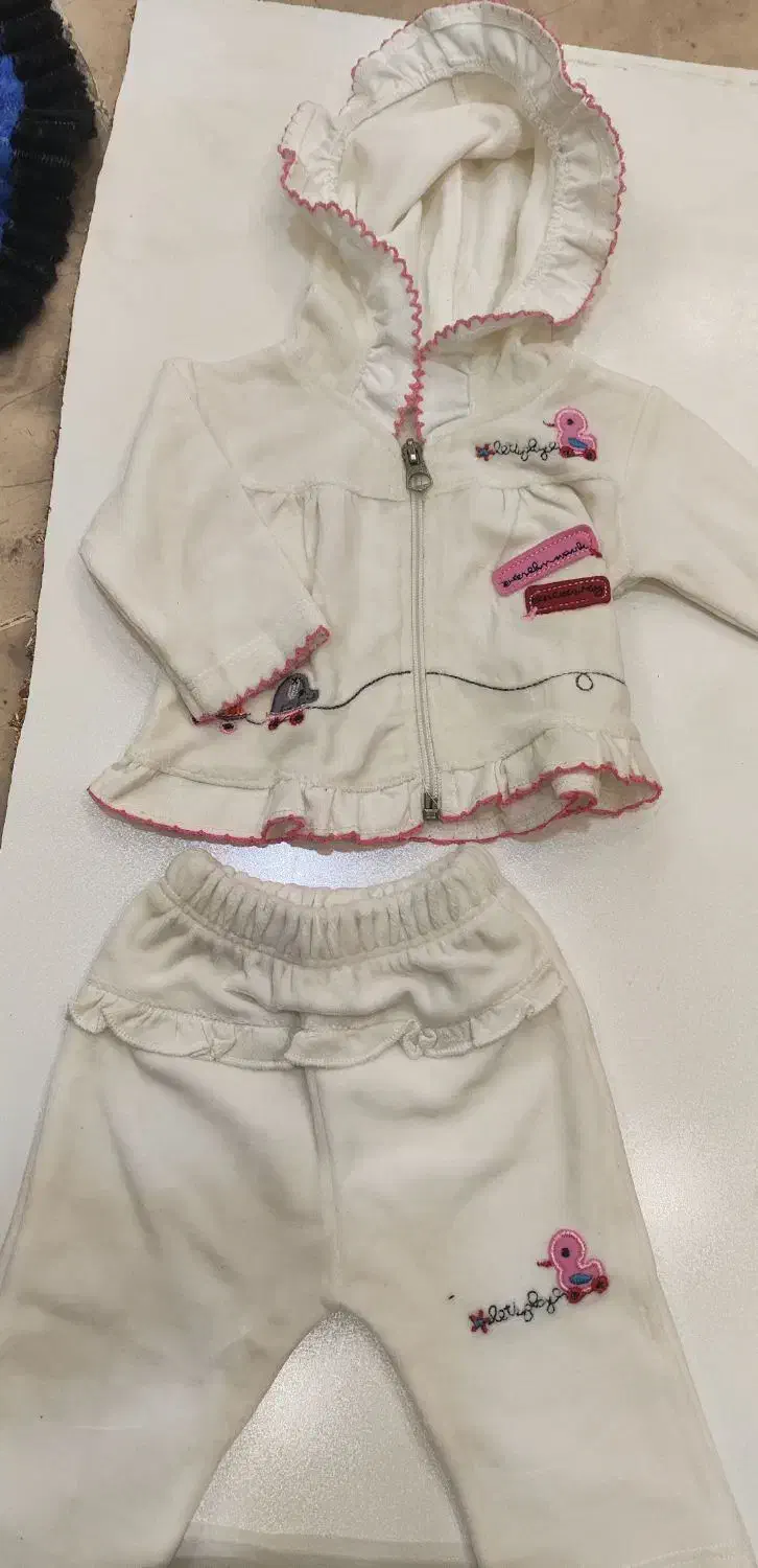 لباس نوزاذی نو مخمل داخل بسته بندی|کفش و لباس بچه|قم, صفائیه|دیوار