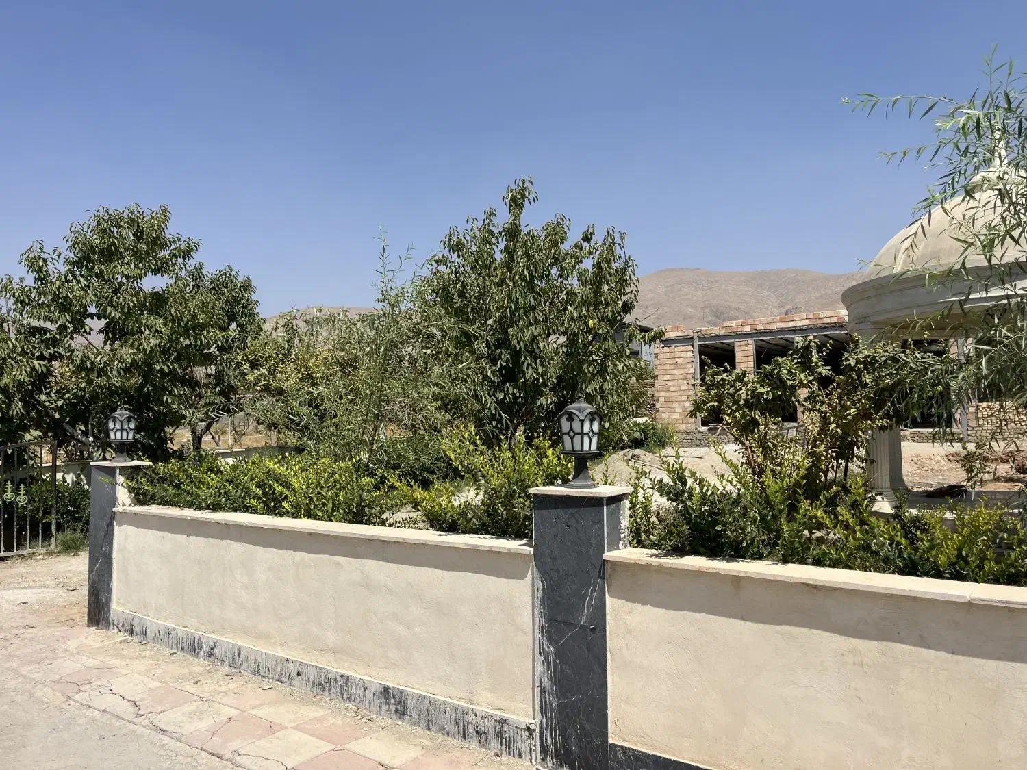 ۴۵۲ متر باغ،همراه با ۲۰۰ متر بنای نیمه کاره،فشند|فروش زمین و ملک کلنگی|هشتگرد, فشند|دیوار