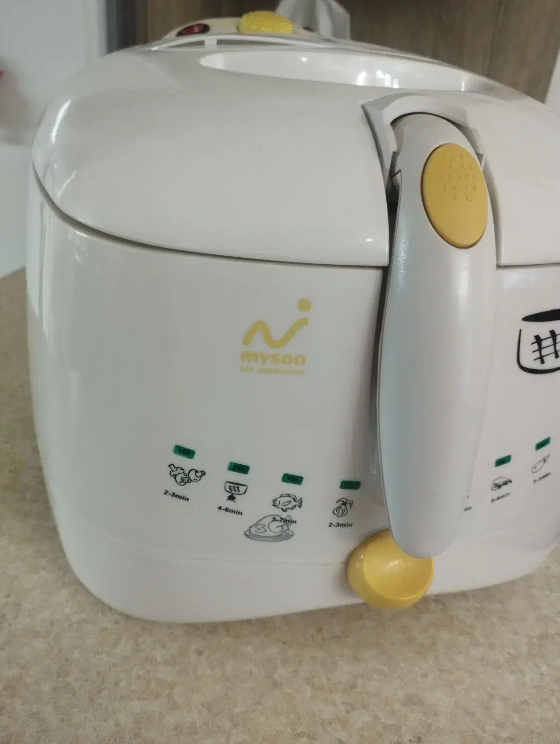 سرخ کن|سایر لوازم برقی|رشت, صفاری|دیوار