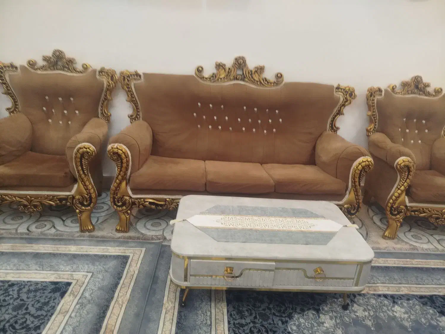 مبل سلطنتی|مبلمان خانگی و میز عسلی|ساوه, |دیوار