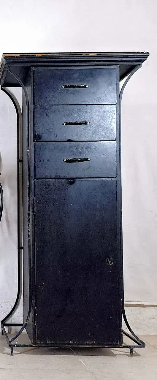 میز تلویزیون و ایینه با پایه|میز تلویزیون|اشکذر, |دیوار