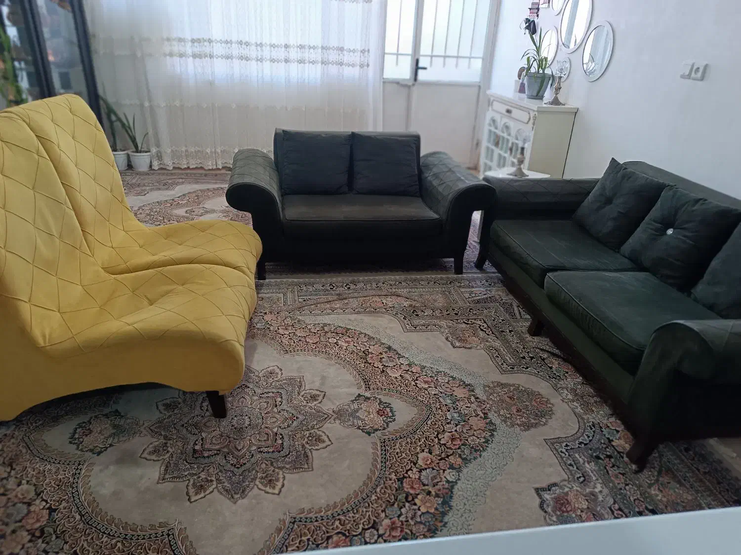 مبل 7نفره تمیز و مرتب|مبلمان خانگی و میز عسلی|سبزوار, ولیعصر (نجار آباد)|دیوار