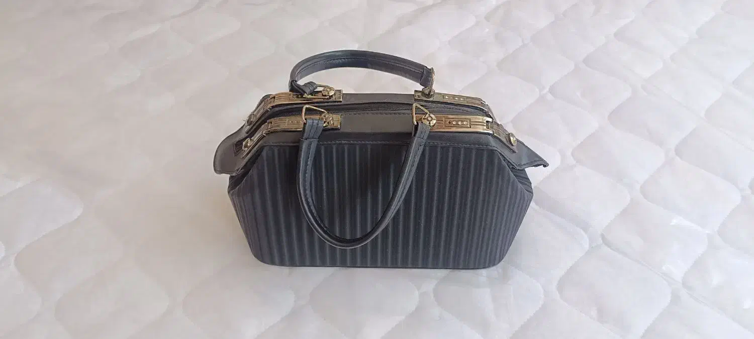 فروش انواع کیف و کفش زنانه|کیف، کفش، کمربند|اردکان, |دیوار