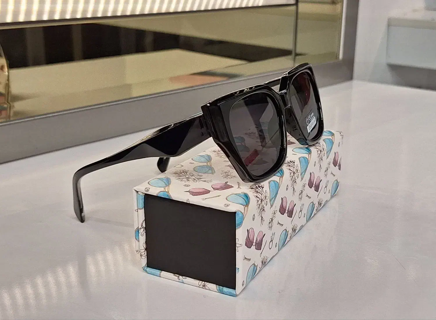 عینک آفتابی دیور ( Dior )|زیورآلات و اکسسوری|زنجان, |دیوار