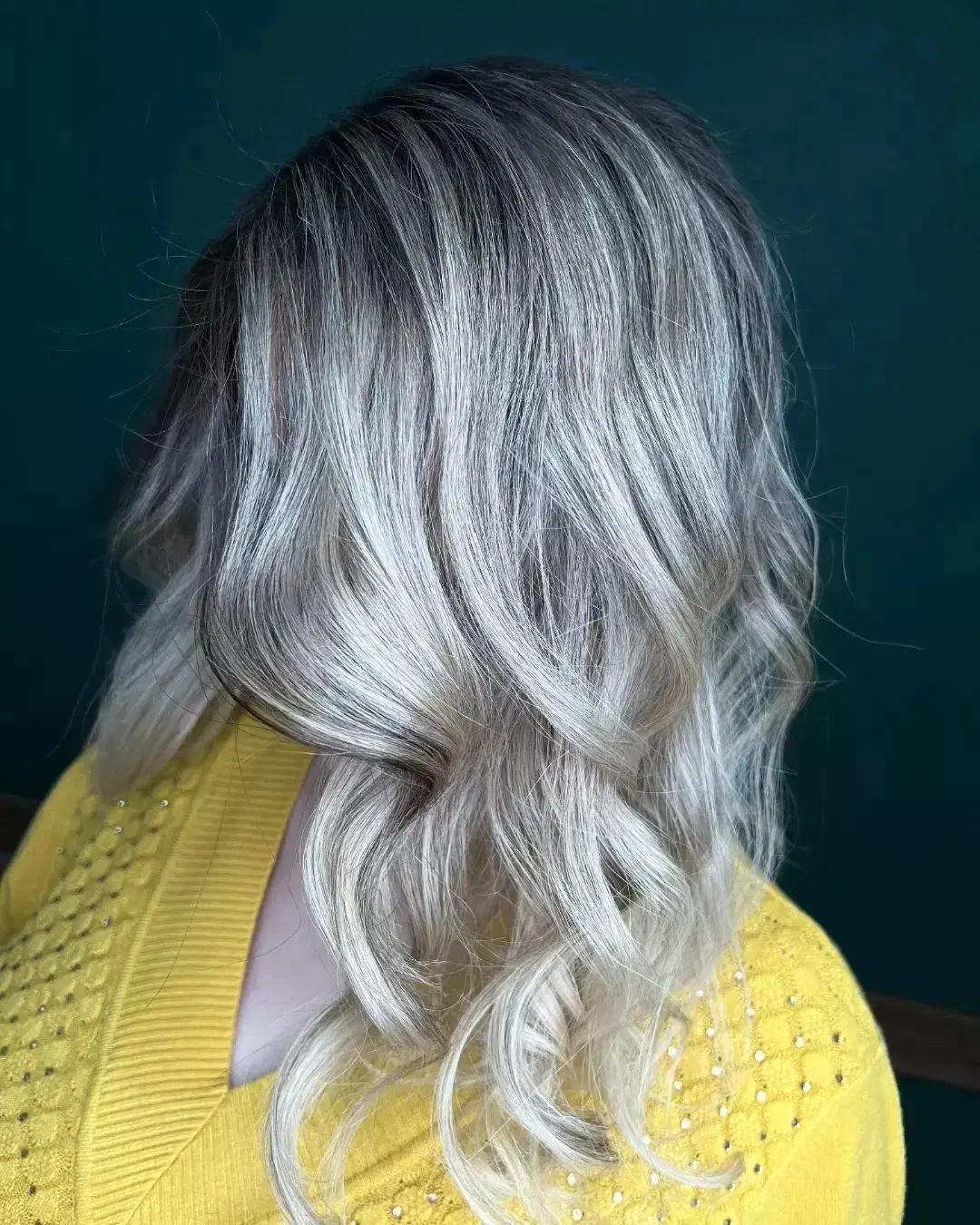 مدل رنگ مو|خدمات آرایشگری و زیبایی|چالوس, |دیوار