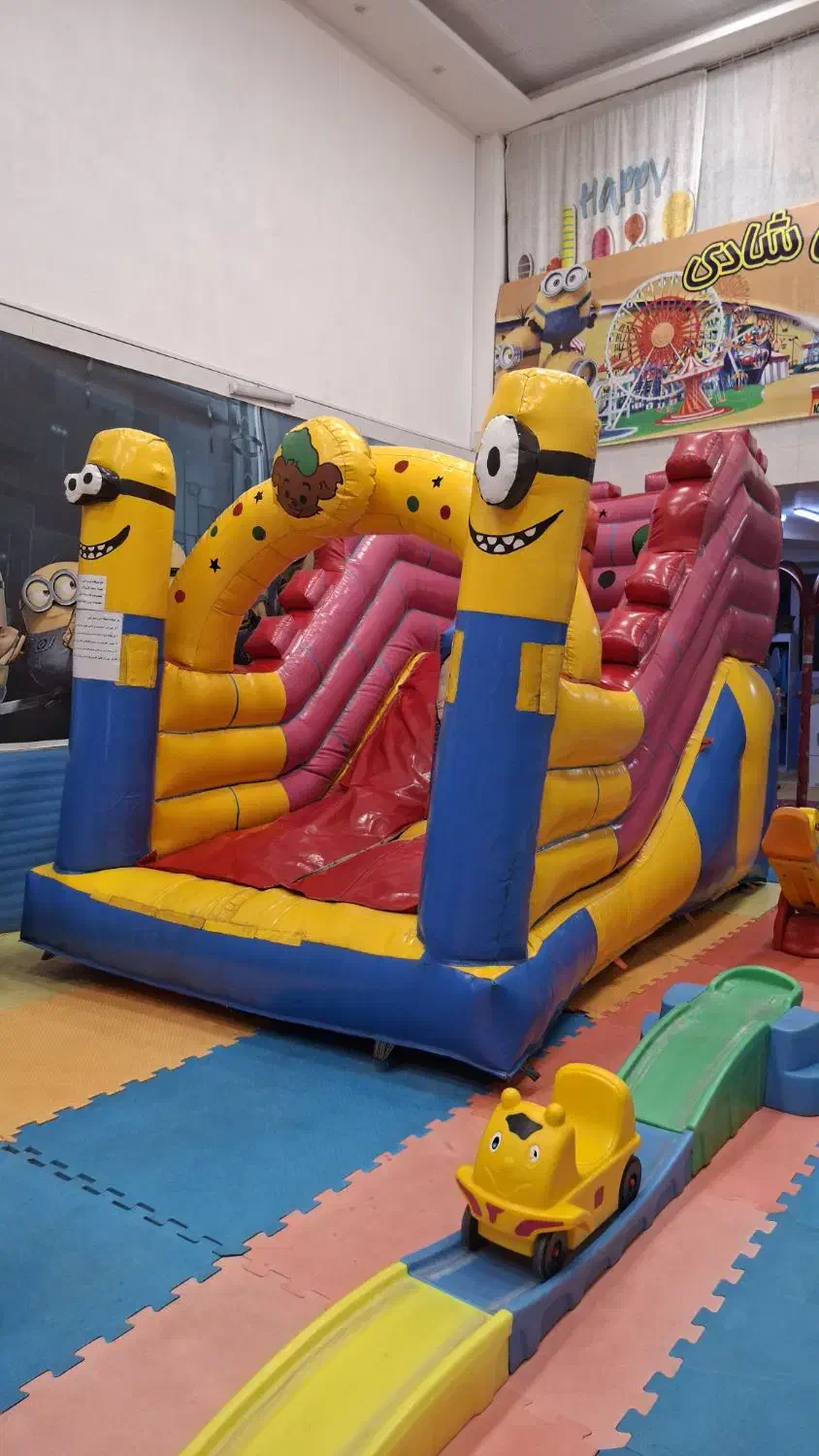 قصر بادی|اسباب‌‌بازی|بجنورد, |دیوار