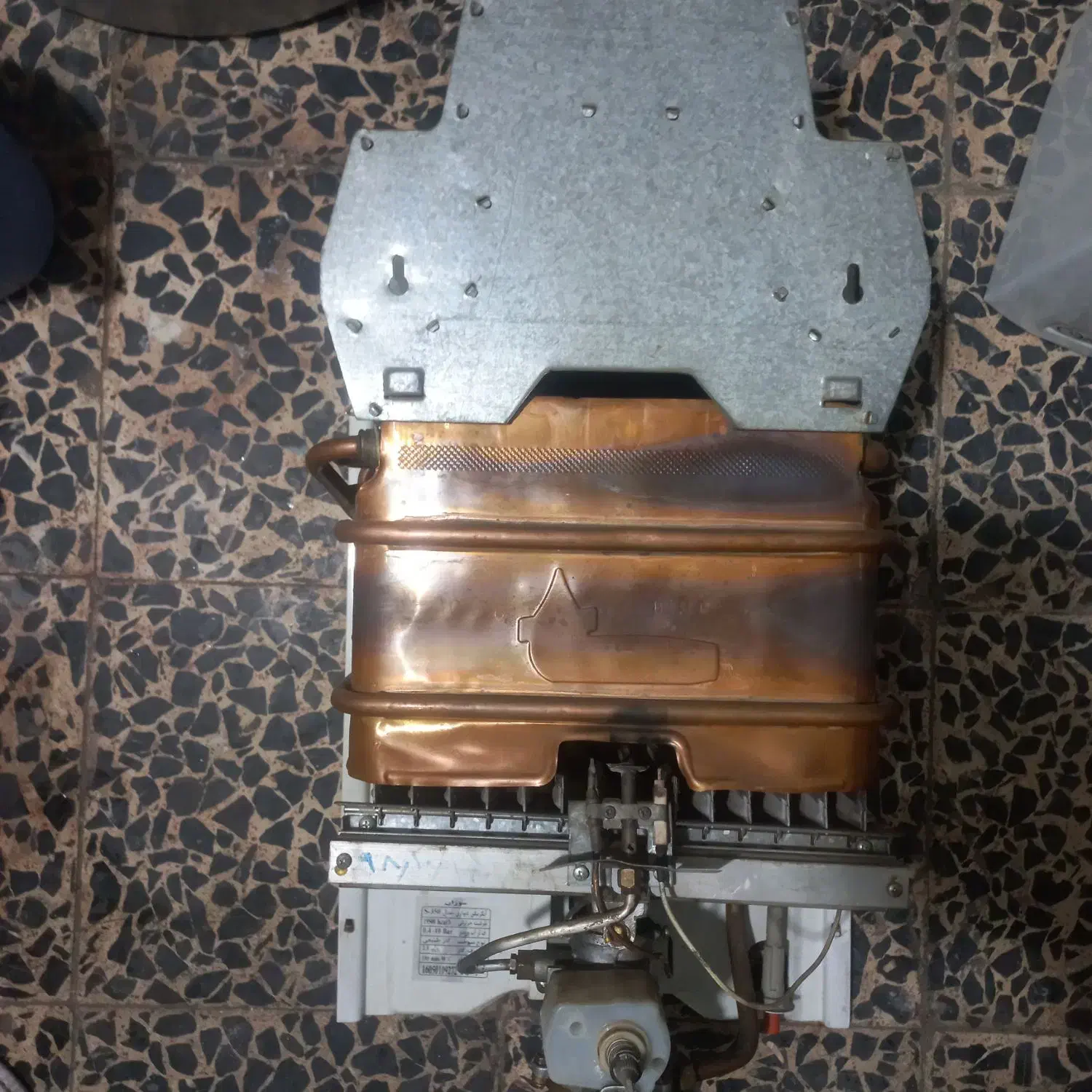 آب گرمکن دیواری سوزان|آبگرمکن، پکیج، شوفاژ|تبریز, |دیوار