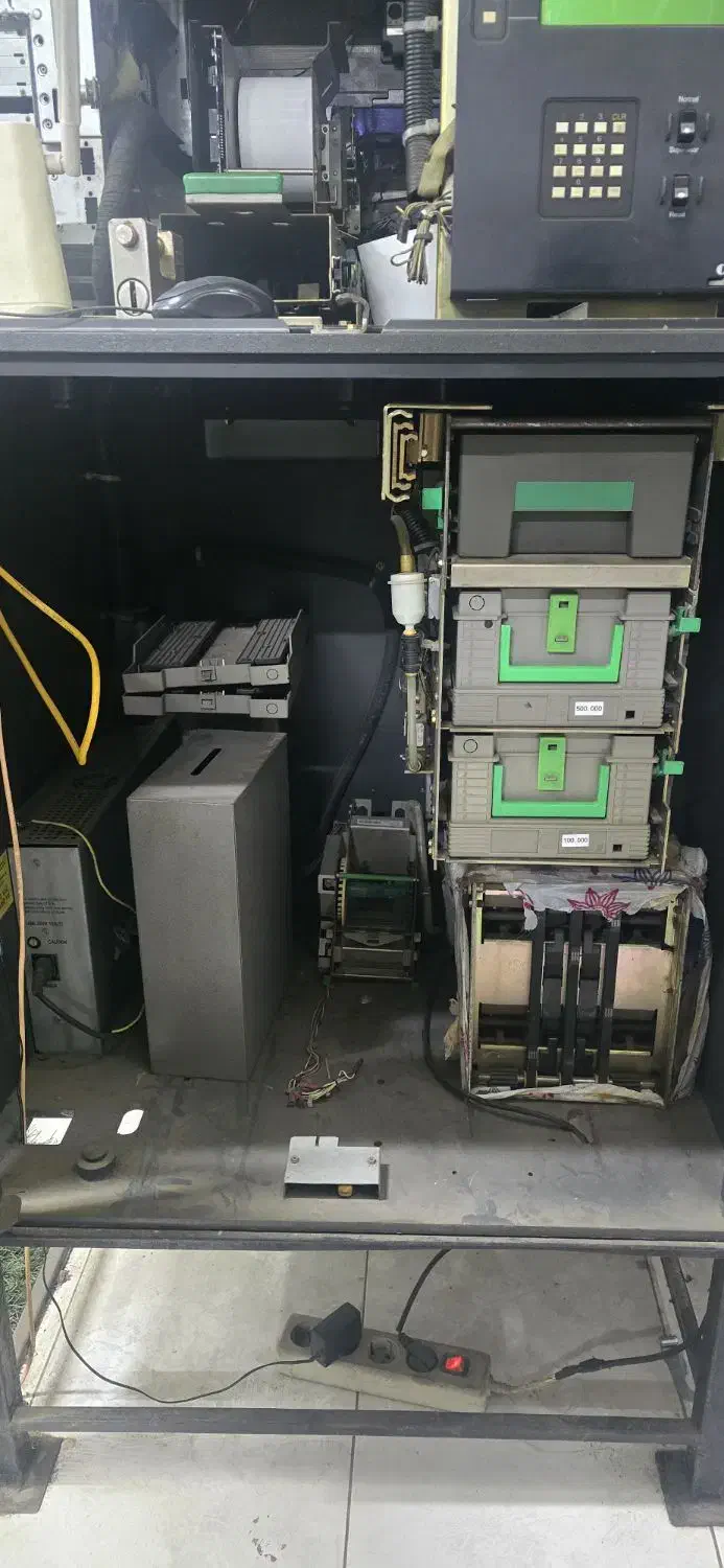 خود پرداز NCR فعال با پذیرندگی بانک دی + سالم|فروشگاه و مغازه|لاهیجان, کوی زمانی|دیوار